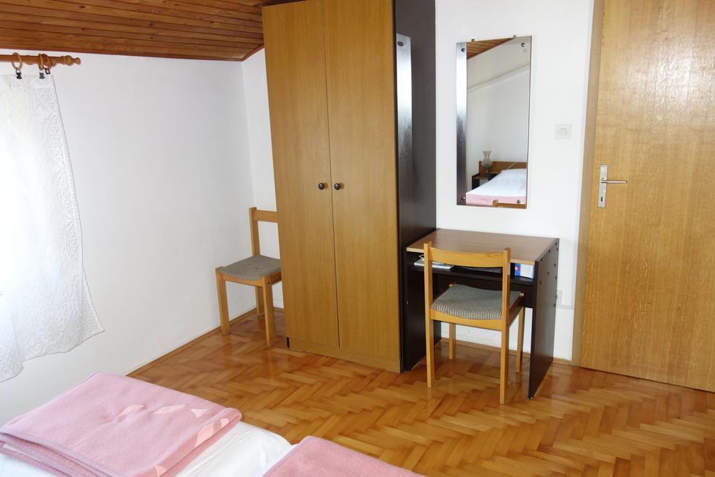 Apartment Blaskovic Pula Exterior foto